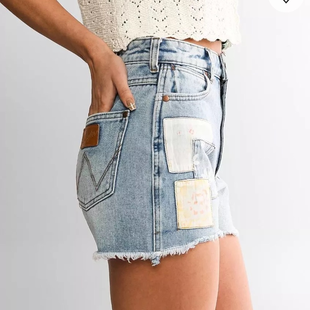 BILLABONG X WRANGLER® Showdown‎ Cut-Off Short